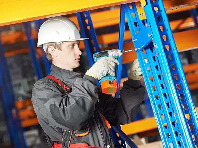 serwisowanie w magazynie